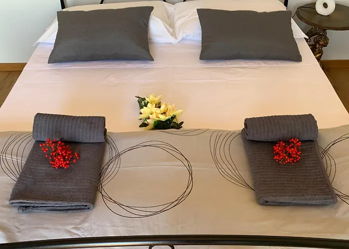 Apartment Vinci View *