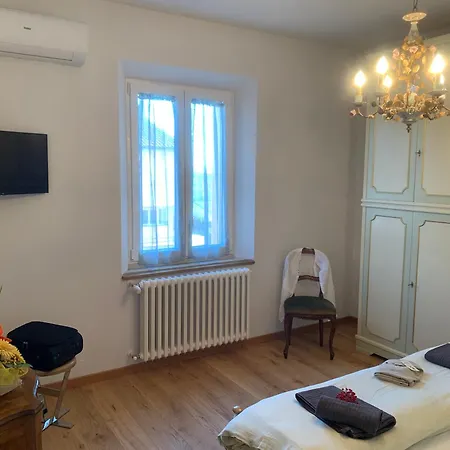 Apartment Vinci View *